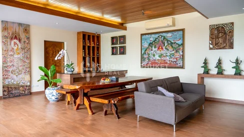 Villa élégante avec vue sur la mer et 8 chambres à Paklok