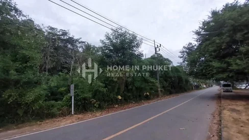 Terrain en colline avec vue sur la mer de 8,5 Rai à Ao Por