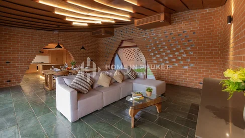 Villa de 4 chambres sur un terrain de golf à Laguna Homes