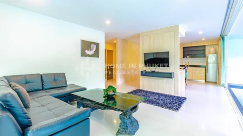 Hillside 2-Bed Condo with Pool