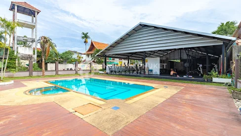 Restaurant et maison d'hôtes à Kamala