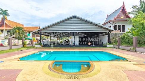 Restaurant et maison d'hôtes à Kamala