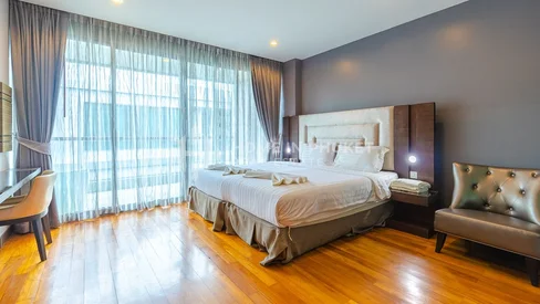 Spacious 1-Bed Condo in Bangtao