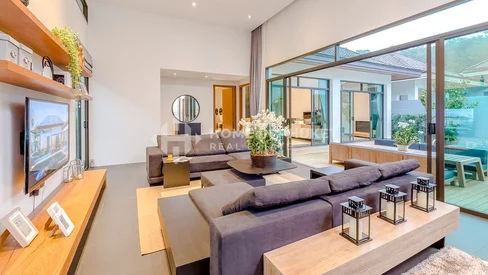 Tropical Pool Villas in Kamala