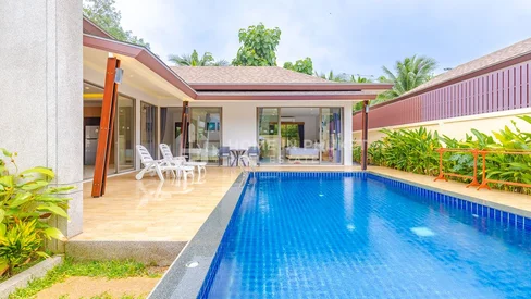 Modern Balinese Pool Villas in Rawai