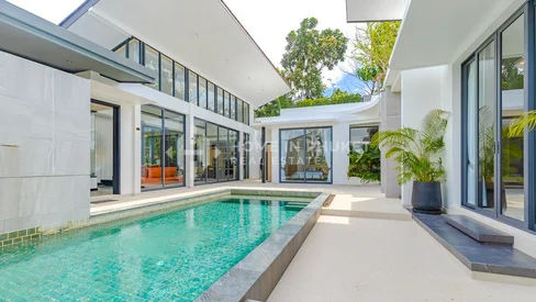Stylish Tropical Pool Villas in Si Sunthon