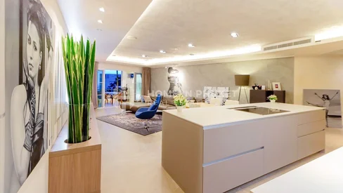 Copropriété de 2 chambres avec vue partielle sur mer à Karon