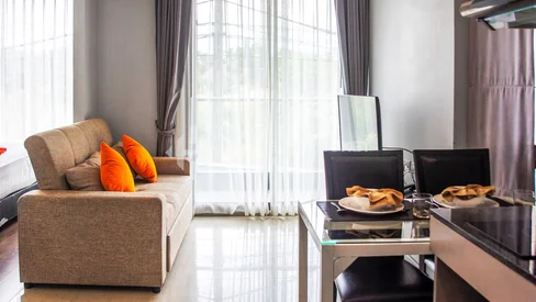 Copropriété moderne de style station balnéaire près de la plage de Surin