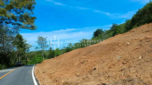 6.25 Rai Land with Sea View near Airport