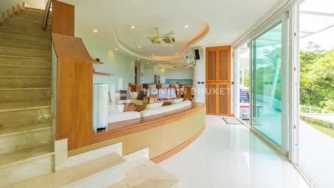 วิลล่า 6 ห้องนอนวิวทะเลในฉลอง