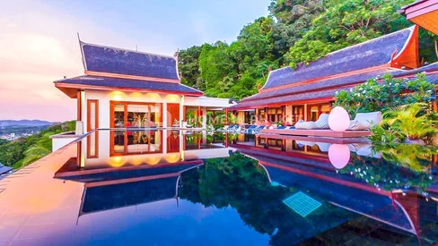 位于Surin山间的10卧室超豪华别墅