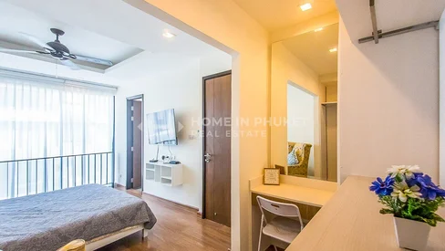 Modern 3-Bedroom Townhome in Laguna