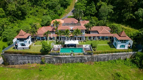 Étonnante villa de style thaïlandais de 7 chambres avec vue sur mer à Kalim