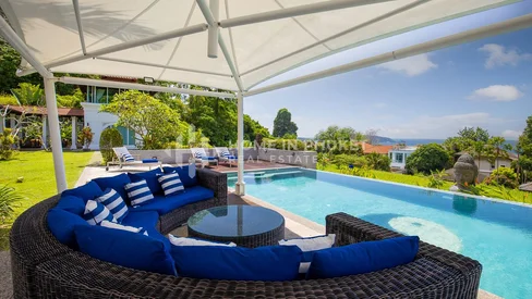 Étonnante villa de style thaïlandais de 7 chambres avec vue sur mer à Kalim