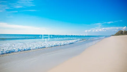 地处Natai海滩的豪华别墅