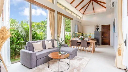 Villas de style balinais avec piscine à Rawai