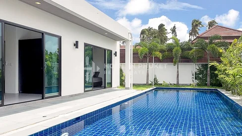 Modern 3 Bed Villa with Large Pool in Rawai