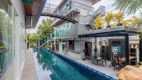 10 Bedrooms Loft-style Pool Villa in Rawai