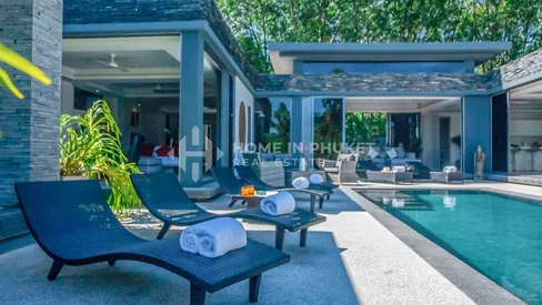 Villas impressionnantes avec piscine à Layan