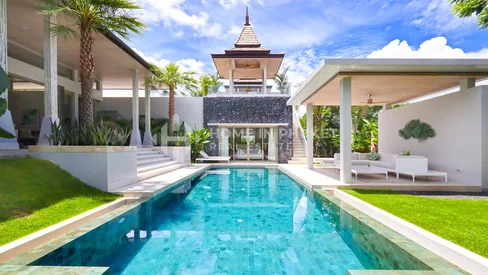 Luxurious Villas in Si Sunthon