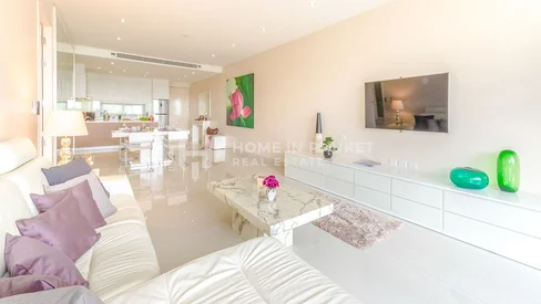 靠近Surin海滩，拥有外国人永久产权的2居室公寓