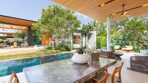 Роскошная 4 спальная вилла на Лаяне