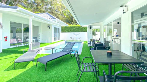 Villa chic de 5 chambres avec piscine à Rawai