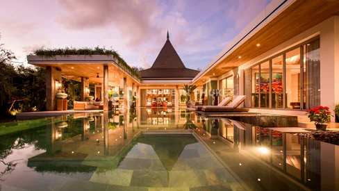 Charmantes et luxueuses villas avec piscine de style asiatique à Layan