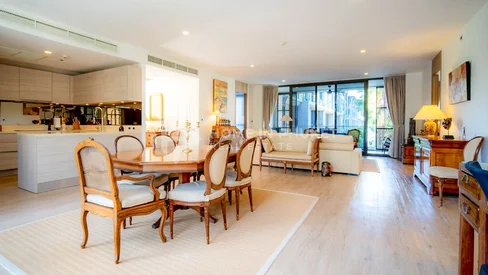 Spacieuse copropriété de 3 chambres en bord de mer à Mai Khao