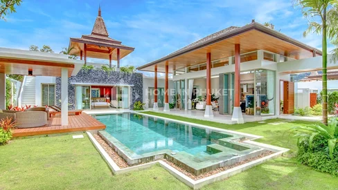 Villas luxueuses de style balinais à Layan