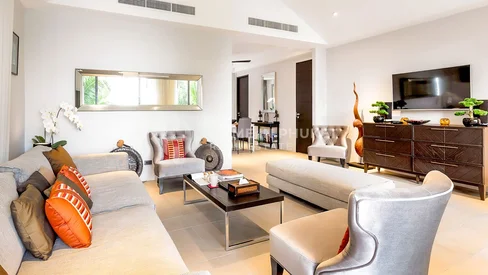 Villa en bord de mer à la plage de Natai