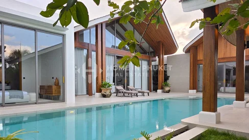 Luxueuses villas tropicales de 4 chambres à Pasak