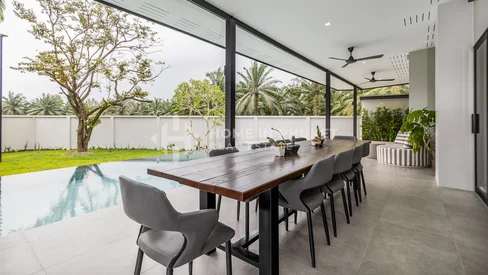 Villa moderne 4 chambres avec piscine à Phuket