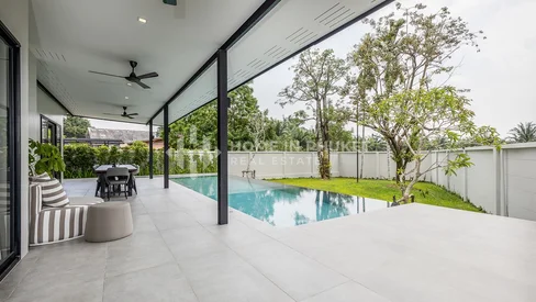 Villa moderne 4 chambres avec piscine à Phuket