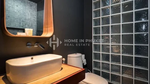 Condo moderne de 2 chambres avec vue sur la piscine à Rawai