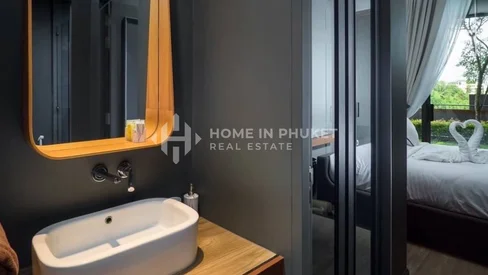 Condo moderne de 2 chambres avec vue sur la piscine à Rawai