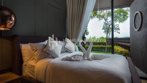 Condo moderne de 2 chambres avec vue sur la piscine à Rawai