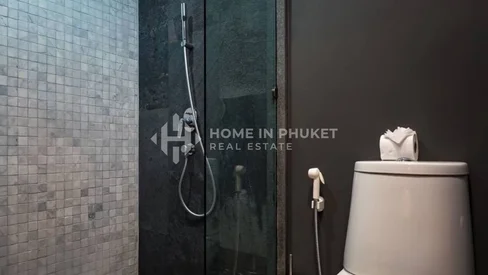 Condo moderne de 2 chambres avec vue sur la piscine à Rawai