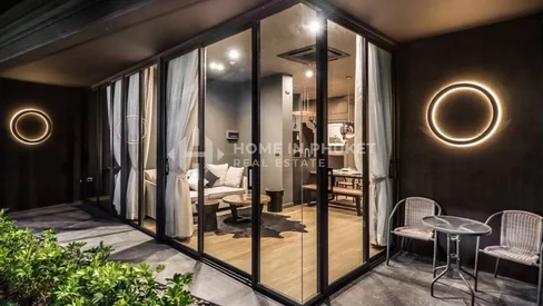 Condo moderne de 2 chambres avec vue sur la piscine à Rawai