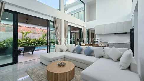 Villa 3 chambres avec piscine à Nai Harn