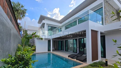 Villa 3 chambres avec piscine à Nai Harn