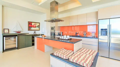 Villas modernes de 3 chambres avec vue sur mer à Naithon