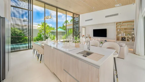 พูลวิลล่า 3 ห้องนอนสไตล์ทรอปิคอล