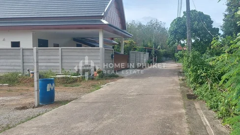 Terrain de 950 m² entouré de forêt à Si Sunthon