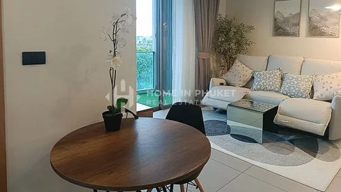 คอนโด 2 ห้องนอนพร้อมกรรมสิทธิ์แบบฟรีโฮลด์ใกล้ลากูน่า