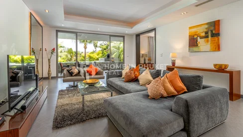 Condo 2 chambres avec petit bassin