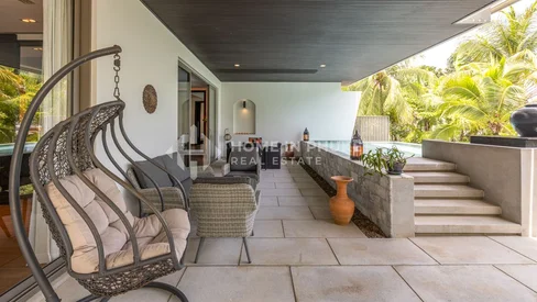 Condo 2 chambres avec petit bassin