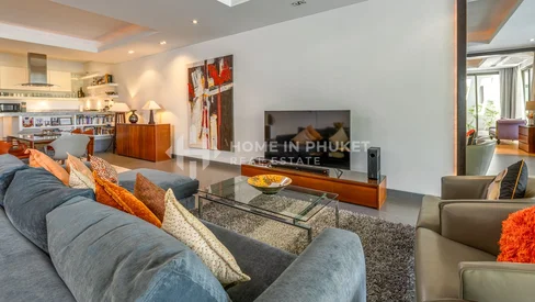 Condo 2 chambres avec petit bassin