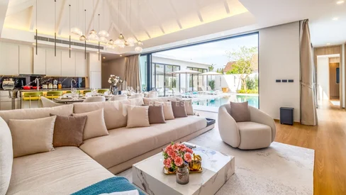 Spacieuse villa indépendante avec piscine, 5 chambres à Pasak