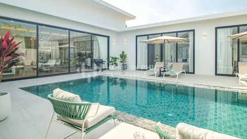 Spacieuse villa indépendante avec piscine, 5 chambres à Pasak